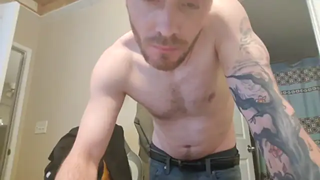 Snapshot of Huntzg23 chatting on 03-01-26, 07:54 Huntzg23 online show from 03-01-26, 07:54