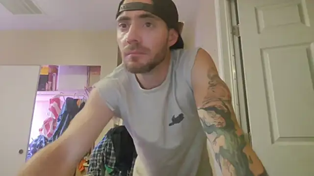 Huntzg23 online show from 07-11-26, 04:59