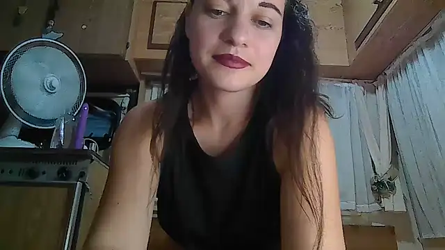 Snapshot of Eleni_Pappa chatting on 08-03-26, 09:07 Eleni Pappa online show from 08-03-26, 09:07