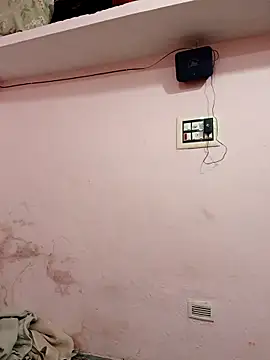 Hot-shot99 online show from 03-07-25, 07:41