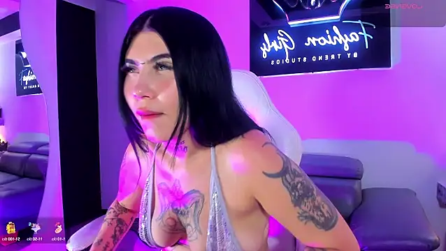 MegganLuna online show from 12-31-24, 11:28