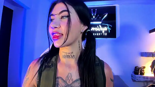 MegganLuna online show from 01-16-25, 02:19