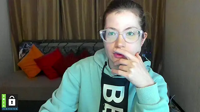 Alicia redfollow online show from 01-21-25, 06:23