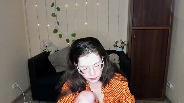 Alicia redfollow online show from 01-26-25, 12:33