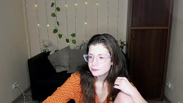 Alicia redfollow online show from 01-26-25, 03:36