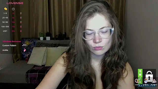 Snapshot of Alicia_redfollow chatting on 09-24-25, 11:24 Alicia redfollow online show from 09-24-25, 11:24