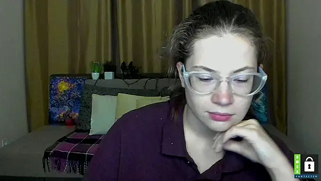 Snapshot of Alicia_redfollow chatting on 10-12-25, 05:23 Alicia redfollow online show from 10-12-25, 05:23