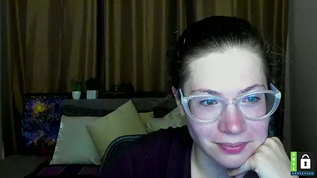 Snapshot of Alicia_redfollow chatting on 10-22-25, 05:24 Alicia redfollow online show from 10-22-25, 05:24