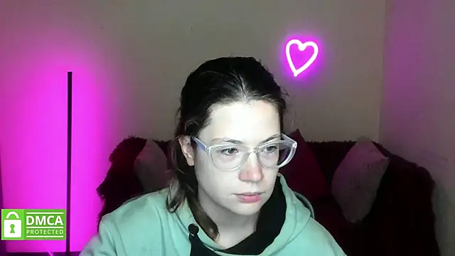 Snapshot of Alicia_redfollow chatting on 10-28-25, 12:19 Alicia redfollow online show from 10-28-25, 12:19