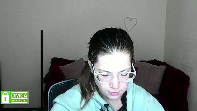 Snapshot of Alicia_redfollow chatting on 11-01-25, 12:18 Alicia redfollow online show from 11-01-25, 12:18