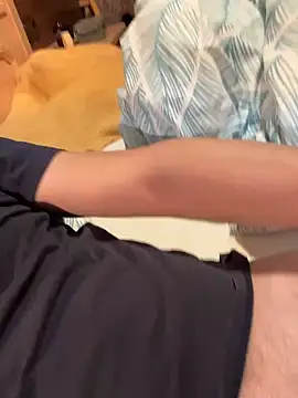 Fuss04 online show from 12-24-24, 01:16