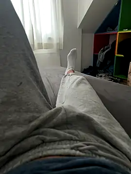 Fuss04 online show from 10-22-25, 03:34