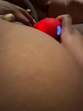 InterRacialFacial7296 online show from 02-18-26, 12:34