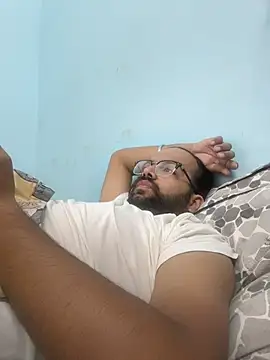 Arsh Loves Luv online show from 04-18-26, 04:05