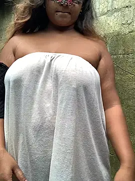 Snapshot of blackrose02 chatting on 03-27-26, 10:04 blackrose02 online show from 03-27-26, 10:04