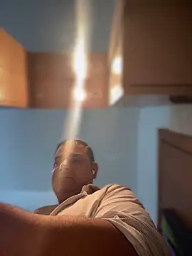 SecretlyDD online show from 12-18-25, 09:15