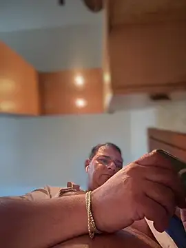 Snapshot of SecretlyDD chatting on 02-10-26, 10:19 SecretlyDD online show from 02-10-26, 10:19