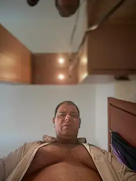 Snapshot of SecretlyDD chatting on 02-16-26, 08:21 SecretlyDD online show from 02-16-26, 08:21