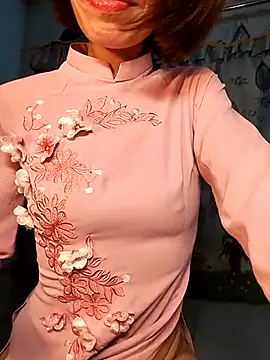 Snapshot of Lucy_limon chatting on 03-05-25, 10:44 Lucy limon online show from 03-05-25, 10:44