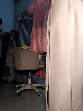 Snapshot of Lucy_limon chatting on 03-13-25, 04:12 Lucy limon online show from 03-13-25, 04:12