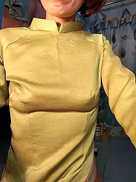 Snapshot of Lucy_limon chatting on 03-17-25, 02:12 Lucy limon online show from 03-17-25, 02:12