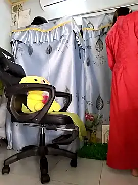 Snapshot of Lucy_limon chatting on 09-20-25, 04:08 Lucy limon online show from 09-20-25, 04:08