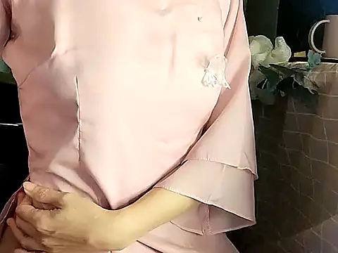 Snapshot of Lucy_limon chatting on 09-29-25, 10:20 Lucy limon online show from 09-29-25, 10:20