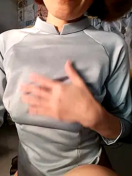 Snapshot of Lucy_limon chatting on 11-04-25, 07:46 Lucy limon online show from 11-04-25, 07:46