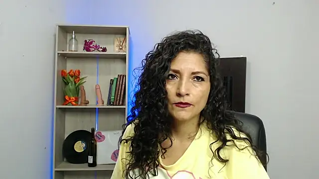arianna ros3 online show from 02-08-25, 03:31