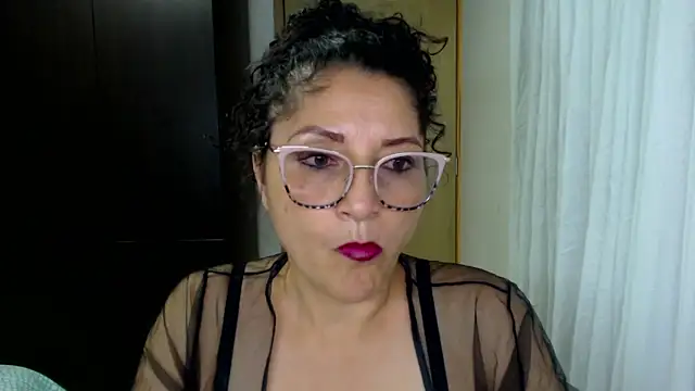 arianna ros3 online show from 06-15-26, 02:25