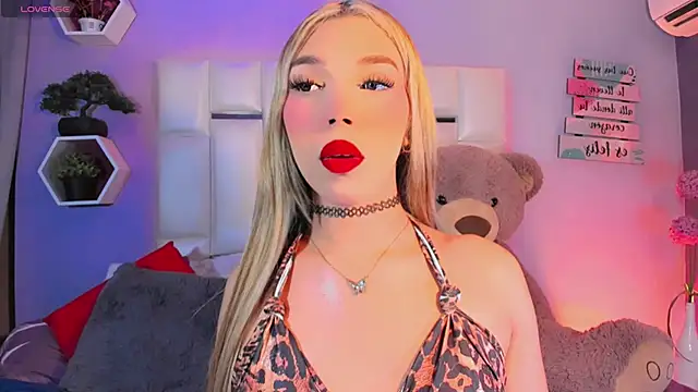 Aileen 18 online show from 10-10-25, 06:12