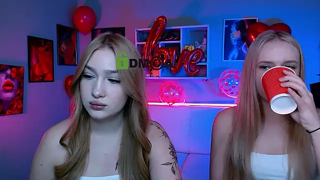 Snapshot of playful_sophie chatting on 02-09-26, 08:24 playful sophie online show from 02-09-26, 08:24