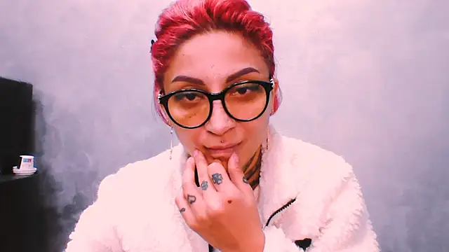 Lucky Deniz online show from 11-30-25, 08:51