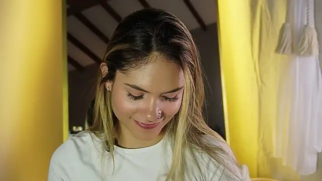 Gaby Ferrer online show from 05-04-26, 02:24