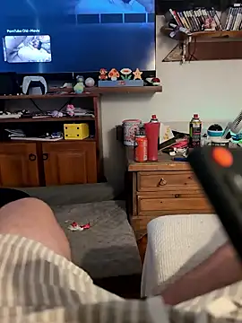 Snapshot of biggnipz chatting on 01-12-26, 01:33 biggnipz online show from 01-12-26, 01:33