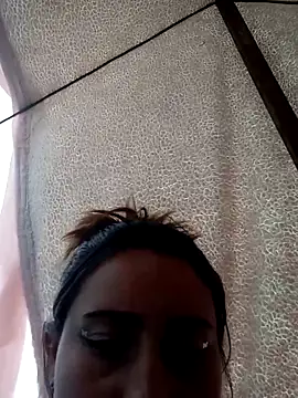 Snapshot of hanna_sky1 chatting on 01-28-25, 07:53 hanna sky1 online show from 01-28-25, 07:53