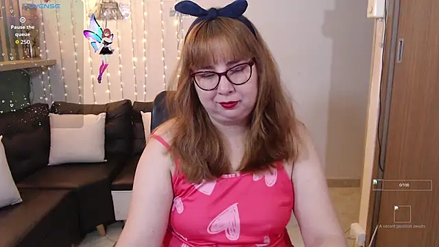 chloe prg online show from 11-24-25, 01:33