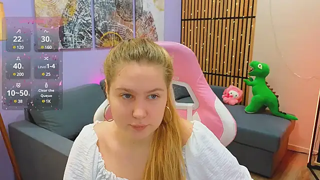 Ellie Wellie online show from 02-12-25, 03:16