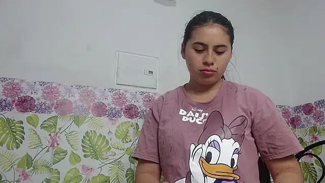 Snapshot of sweetfantacies18 chatting on 01-24-25, 12:09 sweetfantacies18 online show from 01-24-25, 12:09