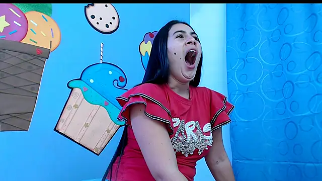 Snapshot of sweetfantacies18 chatting on 03-05-25, 02:14 sweetfantacies18 online show from 03-05-25, 02:14