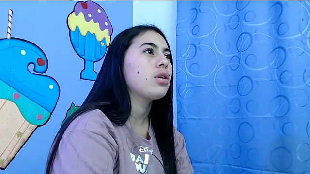 Snapshot of sweetfantacies18 chatting on 03-10-25, 12:51 sweetfantacies18 online show from 03-10-25, 12:51