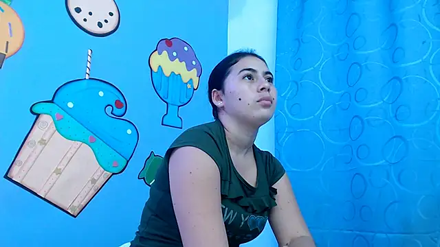 Snapshot of sweetfantacies18 chatting on 03-21-25, 01:02 sweetfantacies18 online show from 03-21-25, 01:02