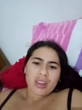 Snapshot of sweetfantacies18 chatting on 10-22-25, 05:30 sweetfantacies18 online show from 10-22-25, 05:30