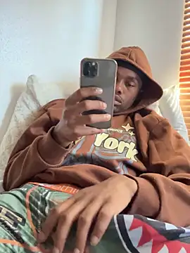 Snapshot of ccswoo chatting on 10-16-25, 06:20 ccswoo online show from 10-16-25, 06:20