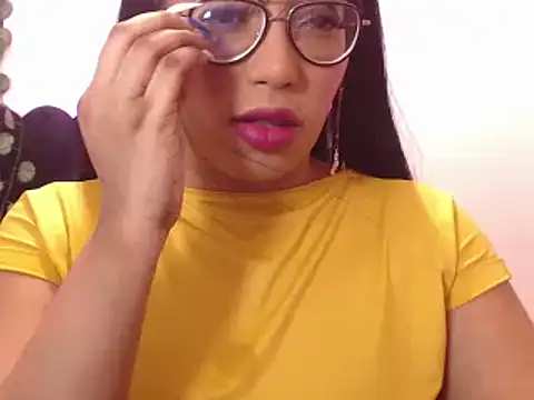 Snapshot of AmyBriiggs chatting on 09-29-25, 04:06 AmyBriiggs online show from 09-29-25, 04:06