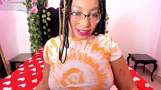 Snapshot of AmyBriiggs chatting on 03-20-26, 06:29 AmyBriiggs online show from 03-20-26, 06:29