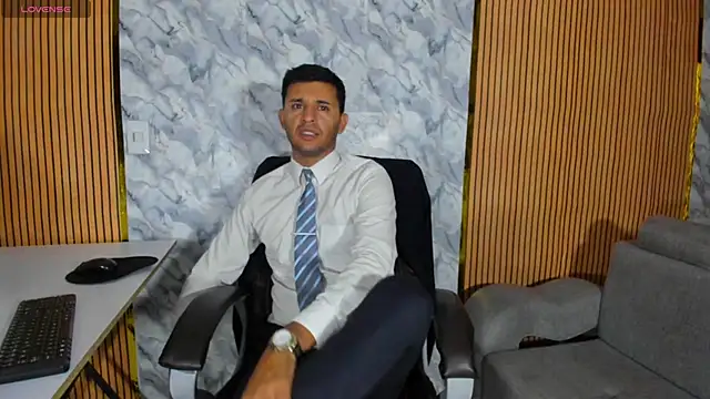 Hideintheoffice online show from 09-12-25, 11:37