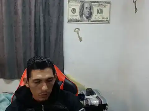 Snapshot of chayanne_odisea chatting on 09-25-25, 02:15 chayanne odisea online show from 09-25-25, 02:15