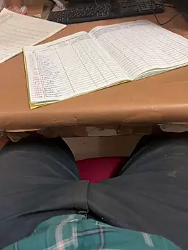 Hillz king 98 online show from 02-05-25, 10:33