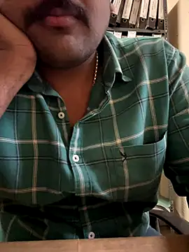 Hillz king 98 online show from 12-21-25, 10:50